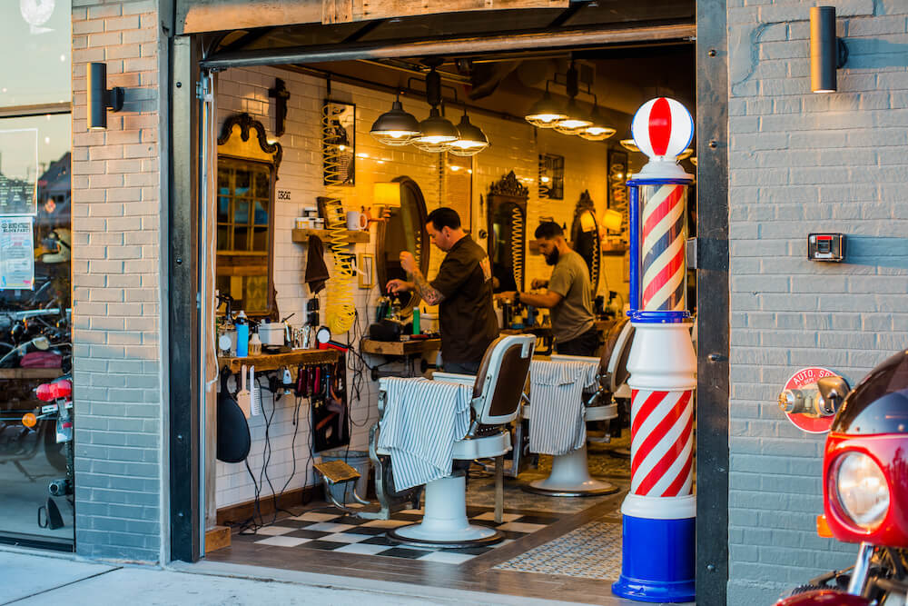 Otwarcie salonu fryzjerskiego - salon barber shop